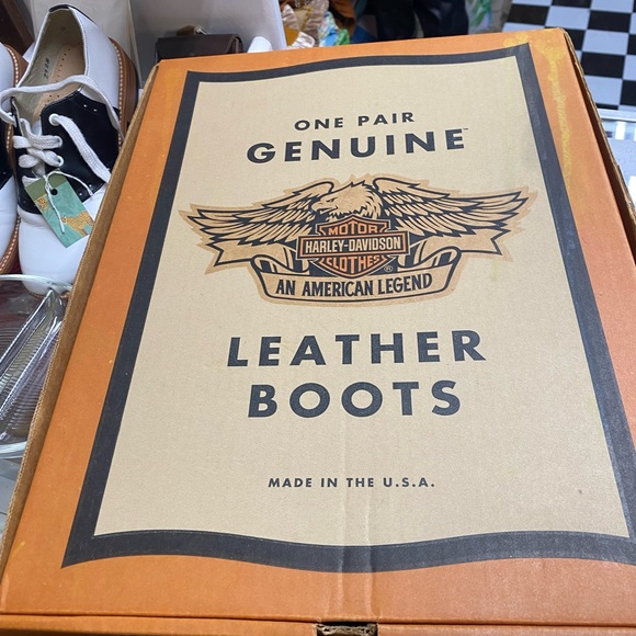 Harley Davidson Boots - Picture 4 of 11